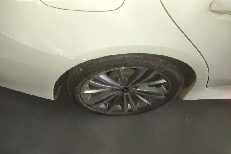 Used Mercedes-Benz CLS 2022 CLS 300 Sport Edition Right Rear Wheel Hub