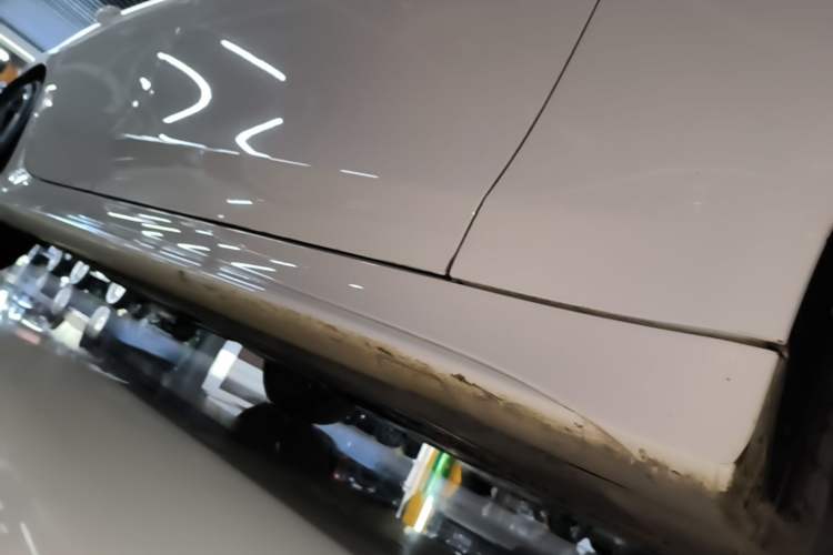 Used Mercedes-Benz CLS 2022 CLS 300 Luxury Model Right Side Sill