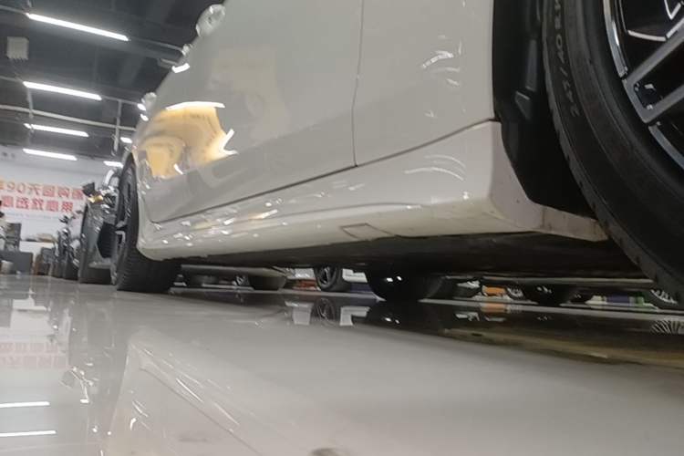 Used Mercedes-Benz CLS 2022 CLS 300 Luxury Model Right Side Sill