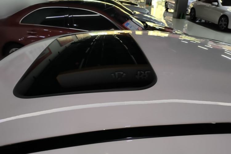 Used Mercedes-Benz CLS 2022 CLS 300 Luxury Model Roof