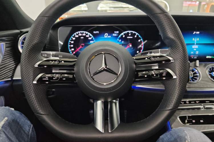 Used Mercedes-Benz CLS 2022 CLS 300 Luxury Model Steering Wheel