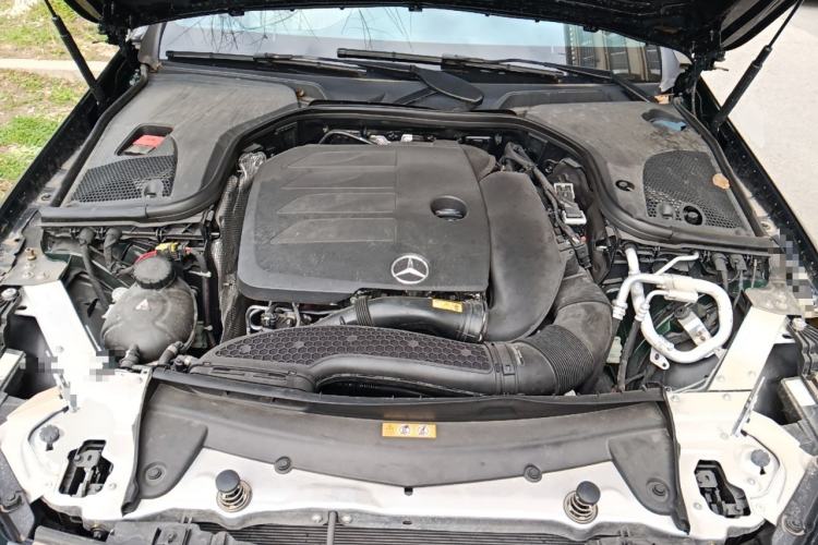 Used Mercedes-Benz CLS 2023-Year Restyled CLS 260 Engine Bay