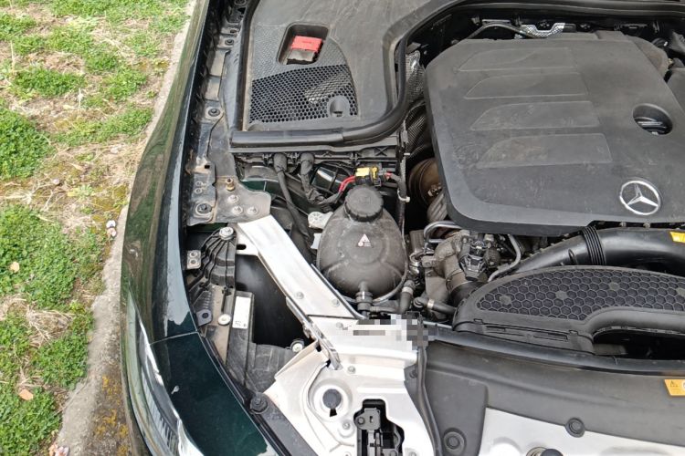 Used Mercedes-Benz CLS 2023-Year Restyled CLS 260 Engine Bay Right