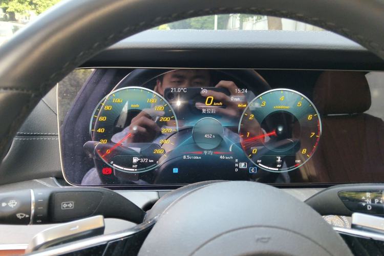 Used Mercedes-Benz CLS 2023 Refreshed CLS 300 Dynamic Edition Instrument Cluster