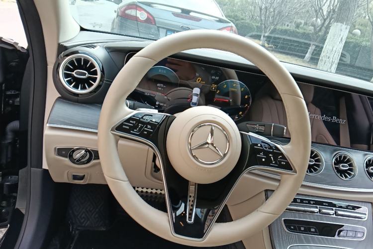 Used Mercedes-Benz CLS 2023-Year Restyled CLS 260 Steering Wheel