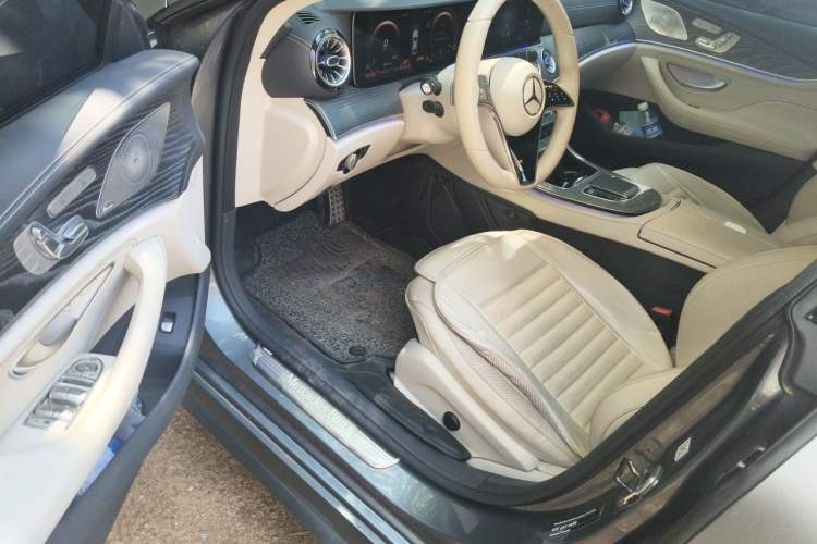 Used Mercedes-Benz CLS 2023 CLS 300 Luxury Model Driver Seat