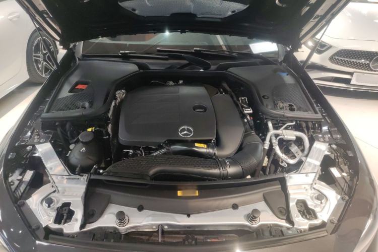 Used Mercedes-Benz CLS 2023 Refreshed CLS 300 Dynamic Edition Engine Bay