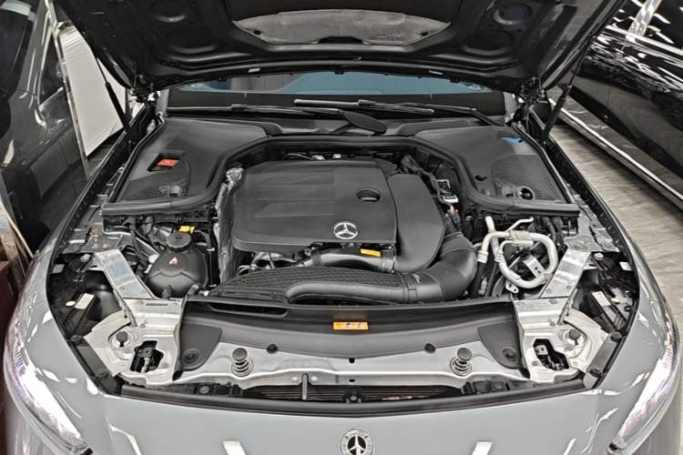 Used Mercedes-Benz CLS 2023 Refreshed CLS 300 Dynamic Edition Engine Bay