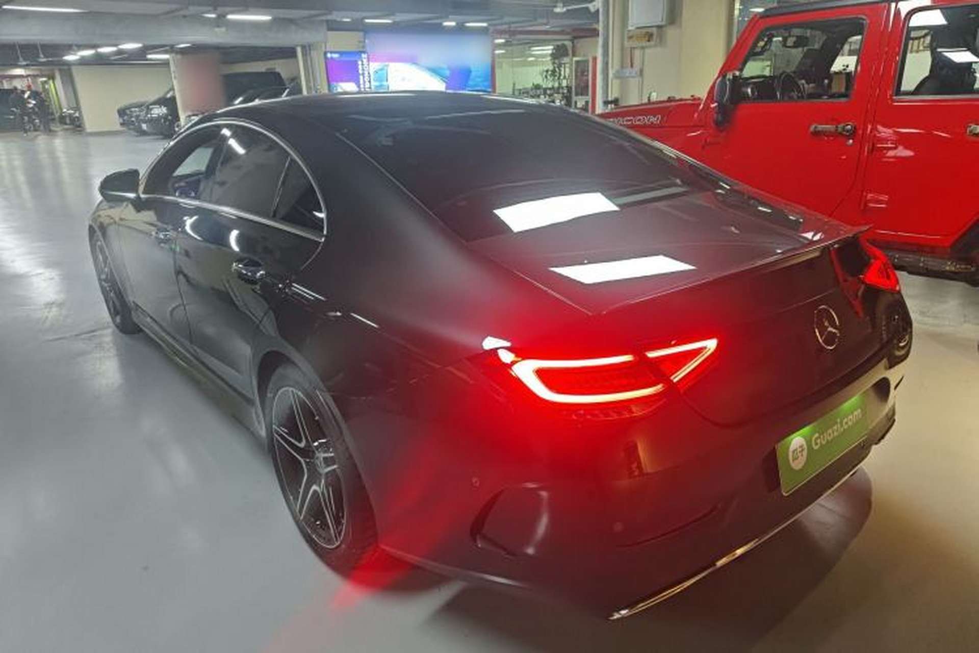 Used Mercedes-Benz CLS 2023 Facelifted CLS 300 Luxury Model Exterior 2