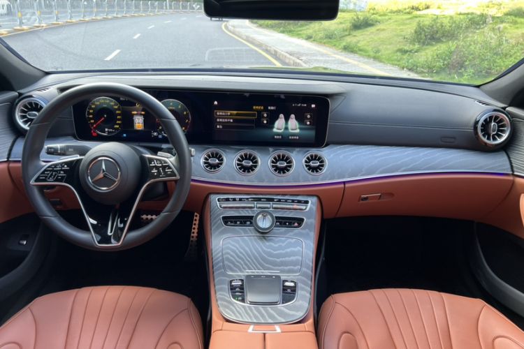 Used Mercedes-Benz CLS 2023 Refreshed CLS 300 Dynamic Edition Interior 1