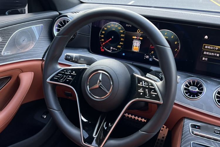 Used Mercedes-Benz CLS 2023 Refreshed CLS 300 Dynamic Edition Interior 2