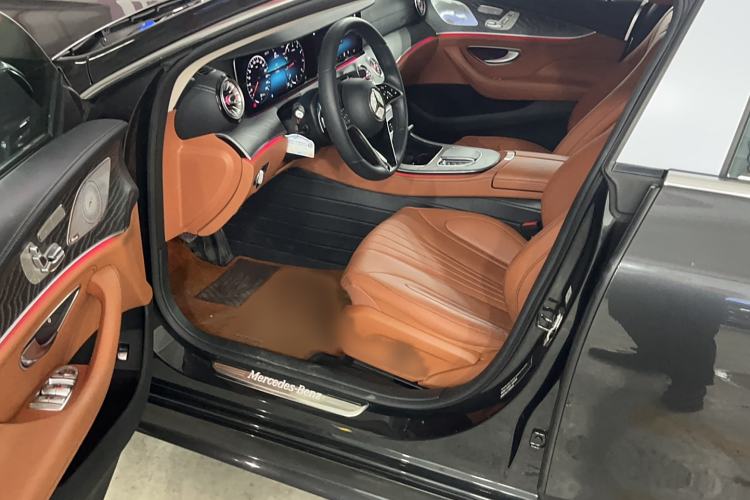 Used Mercedes-Benz CLS 2023 CLS 300 Sporty Edition Interior 2