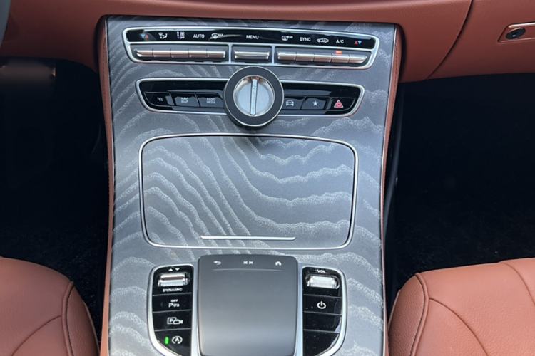 Used Mercedes-Benz CLS 2023 Refreshed CLS 300 Dynamic Edition Interior 5