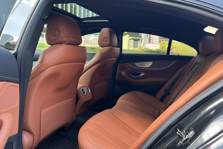 Used Mercedes-Benz CLS 2023 Refreshed CLS 300 Dynamic Edition Interior 7