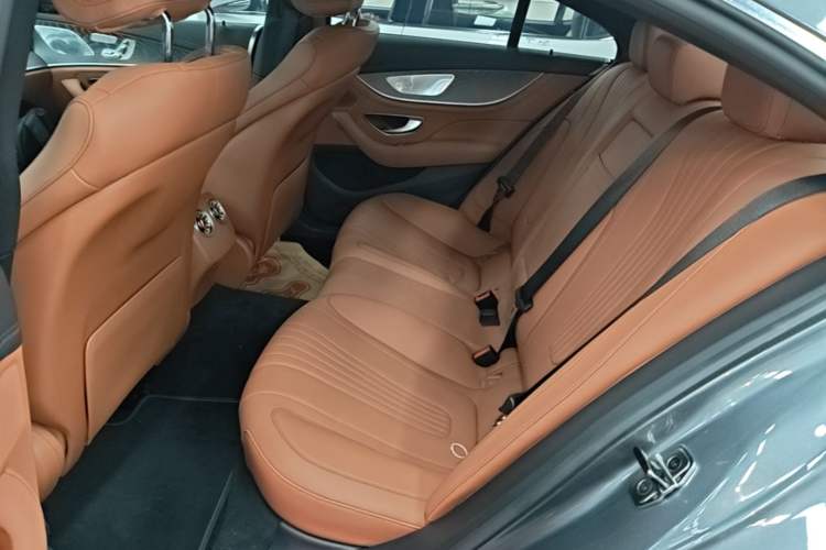 Used Mercedes-Benz CLS 2023 Refreshed CLS 300 Dynamic Edition Left Rear Seat