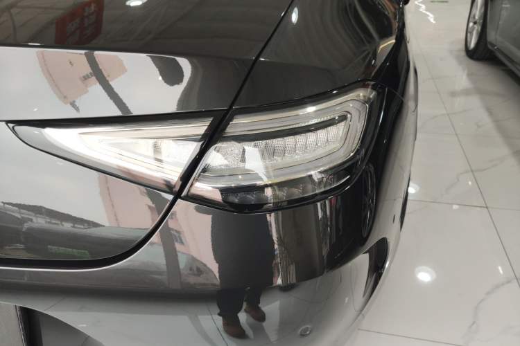 Used Mercedes-Benz CLS 2023 CLS 300 Sporty Edition Right Rear Taillight