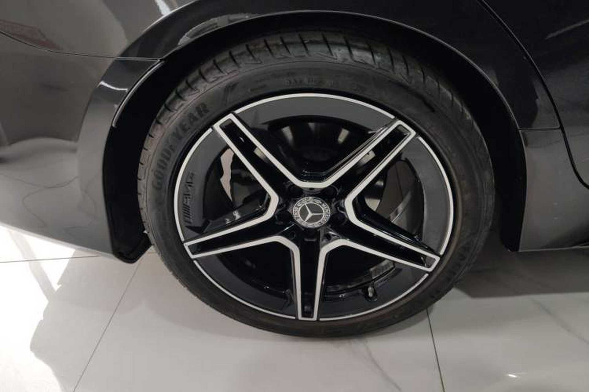 Used Mercedes-Benz CLS 2023 CLS 300 Sporty Edition Right Rear Wheel Hub