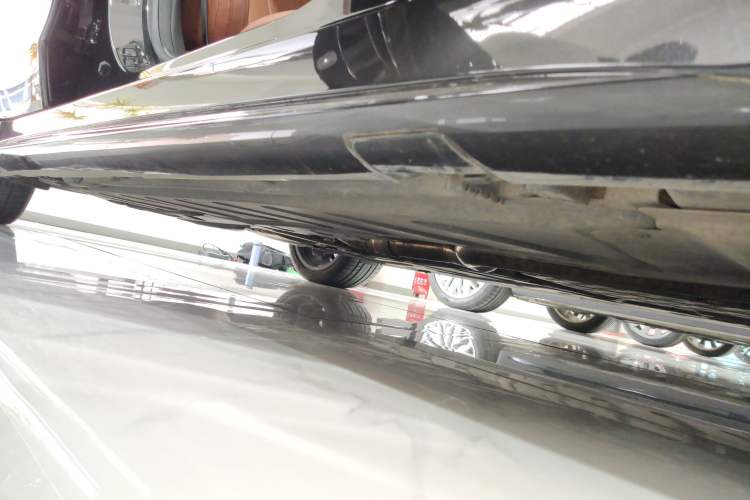 Used Mercedes-Benz CLS 2023 CLS 300 Sporty Edition Right Side Sill