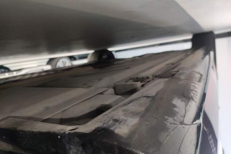 Used Mercedes-Benz CLS 2023 Refreshed CLS 300 Dynamic Edition Right Side Sill