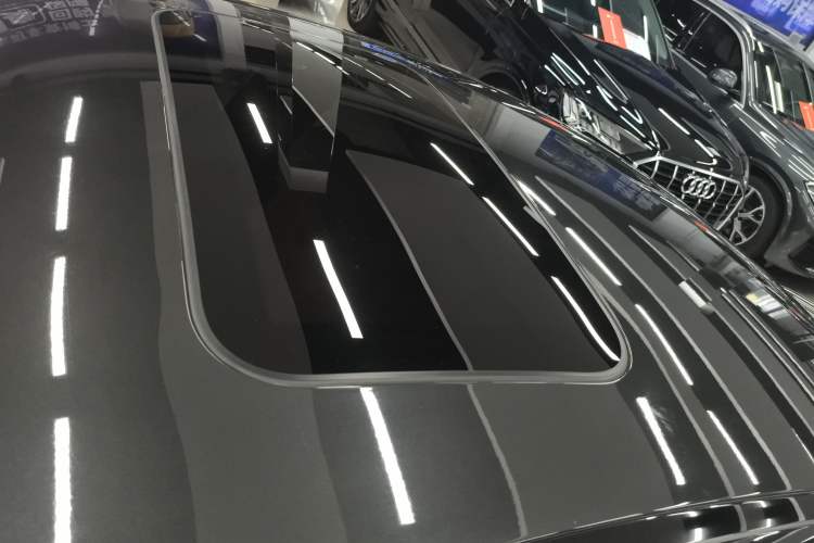 Used Mercedes-Benz CLS 2023 CLS 300 Luxury Model Roof