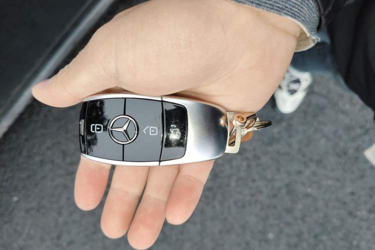 Used Mercedes-Benz CLS 2023 CLS 300 Luxury Model Vehicle Key