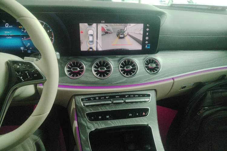 Used Mercedes-Benz CLS 2023 CLS 300 Sporty Edition Audio And AC Panel