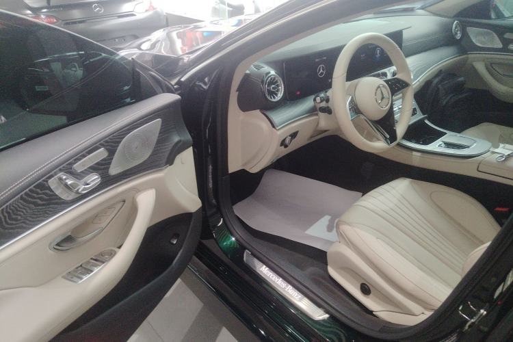 Used Mercedes-Benz CLS 2023 CLS 300 Sporty Edition Driver Seat