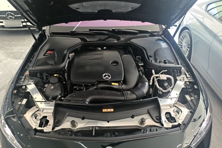 Used Mercedes-Benz CLS 2023-Year Restyled CLS 260 Engine Bay