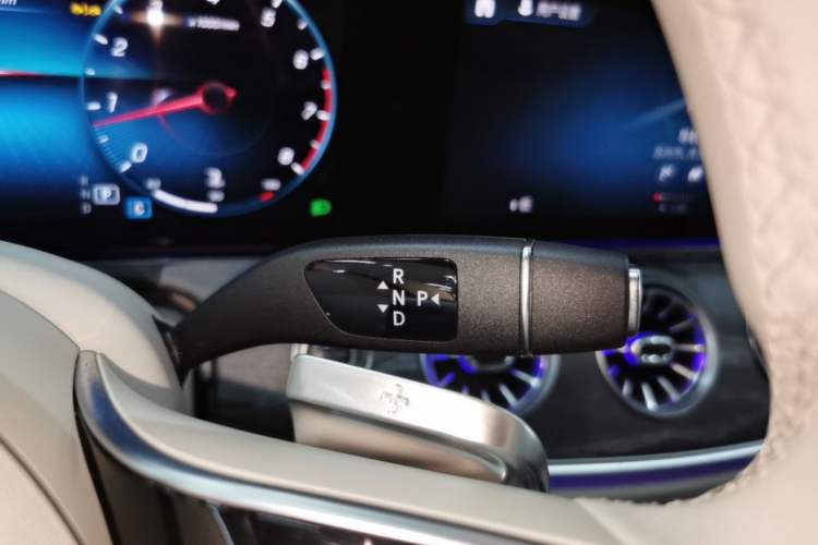 Used Mercedes-Benz CLS 2023 Facelifted CLS 300 Luxury Model Gear Lever
