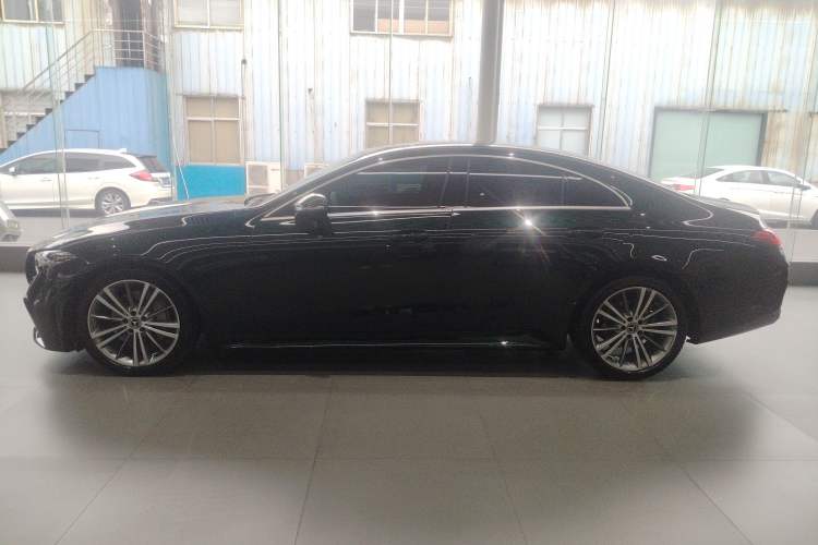 Used Mercedes-Benz CLS 2023 CLS 300 Sporty Edition Left Side