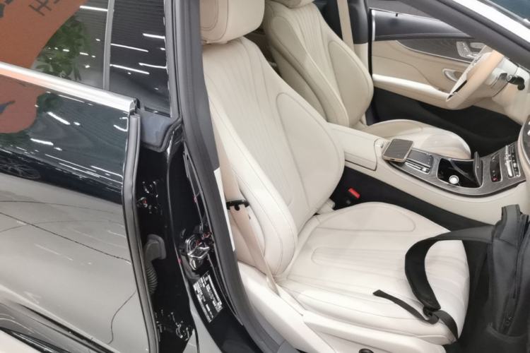 Used Mercedes-Benz CLS 2023 Facelifted CLS 300 Luxury Model Right Front Seat