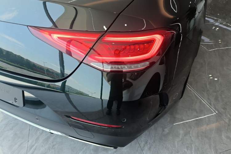 Used Mercedes-Benz CLS 2023-Year Restyled CLS 260 Right Rear Taillight