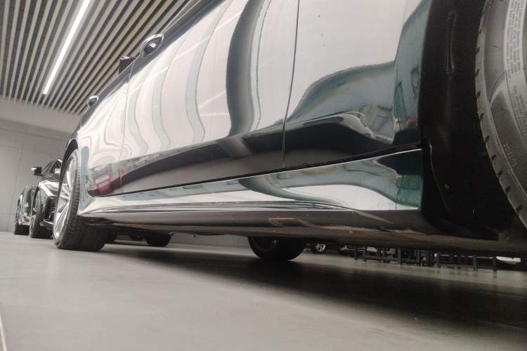 Used Mercedes-Benz CLS 2023 CLS 300 Sporty Edition Right Side Sill