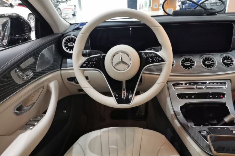 Used Mercedes-Benz CLS 2023 Facelifted CLS 300 Luxury Model Steering Wheel