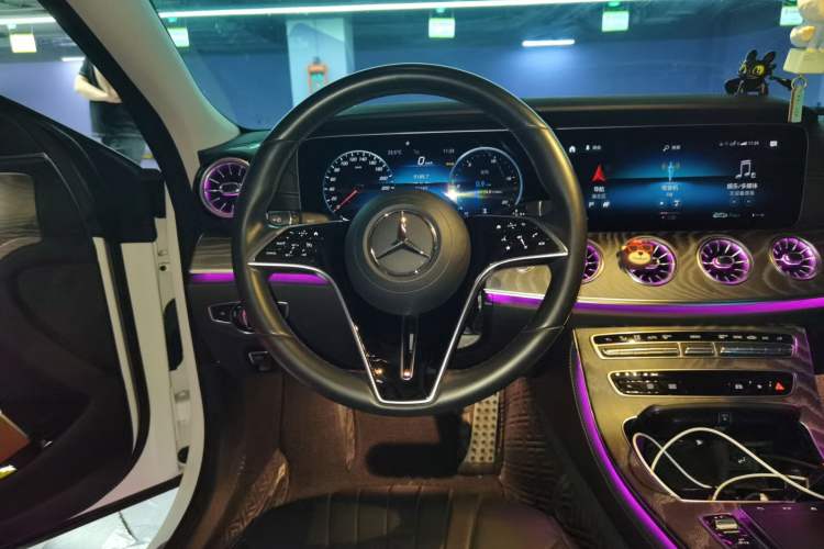 Used Mercedes-Benz CLS 2023 CLS 300 Sporty Edition Steering Wheel