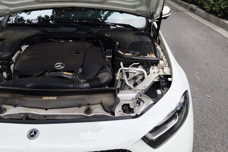 Used Mercedes-Benz CLS 2023 Refreshed CLS 300 Dynamic Edition Engine Bay Left