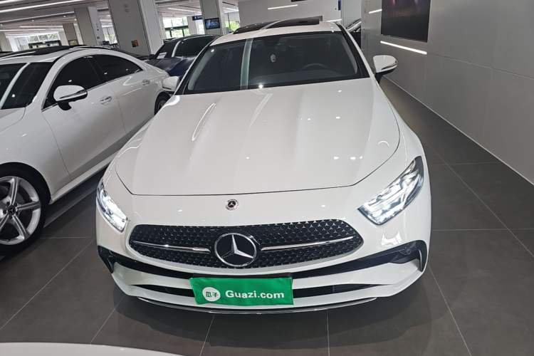 Used Mercedes-Benz CLS 2023-Year Restyled CLS 260 Front