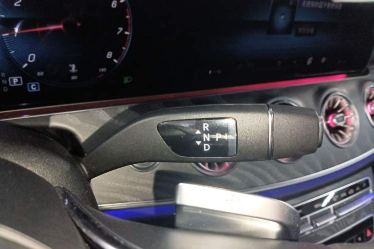 Used Mercedes-Benz CLS 2023 CLS 300 Sporty Edition Gear Lever