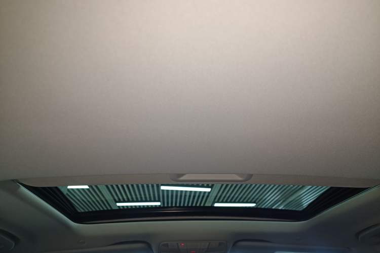 Used Mercedes-Benz CLS 2023-Year Restyled CLS 260 Headliner
