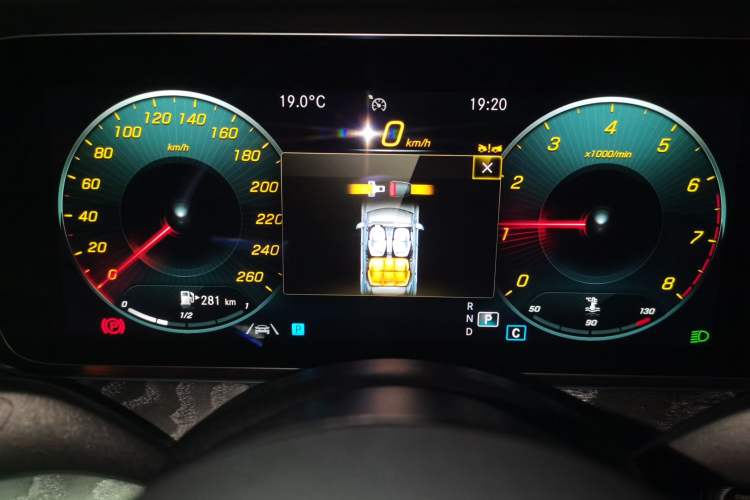 Used Mercedes-Benz CLS 2023 Facelifted CLS 300 Luxury Model Instrument Cluster