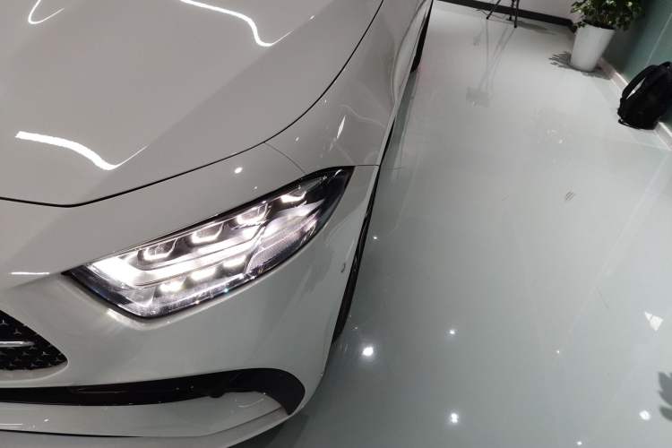 Used Mercedes-Benz CLS 2023 Refreshed CLS 300 Dynamic Edition Left Front Headlight