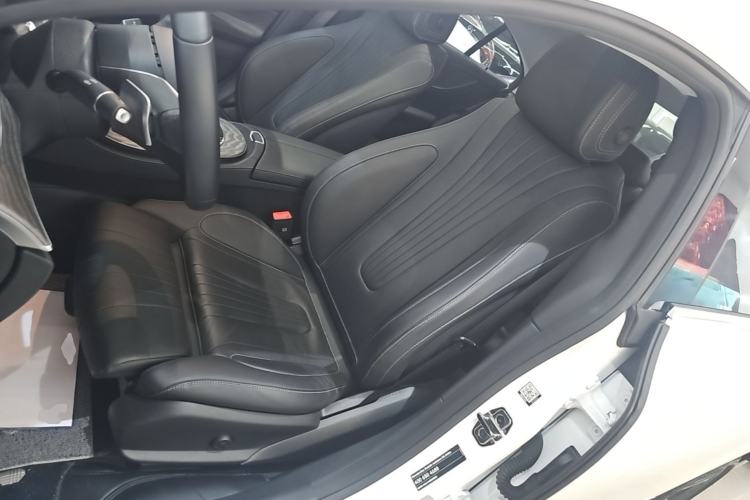 Used Mercedes-Benz CLS 2023-Year Restyled CLS 260 Left Front Seat