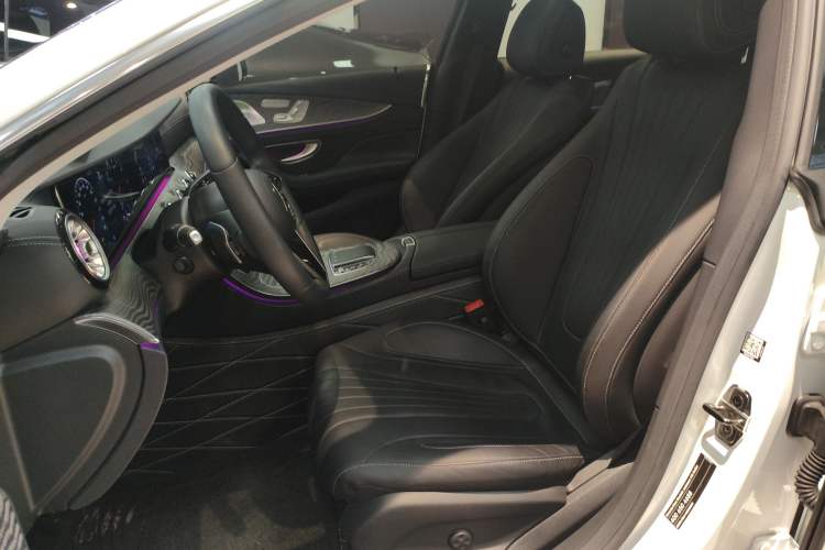 Used Mercedes-Benz CLS 2023 Refreshed CLS 300 Dynamic Edition Left Front Seat