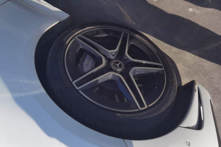 Used Mercedes-Benz CLS 2023 Refreshed CLS 300 Dynamic Edition Left Front Wheel Hub