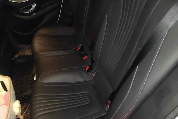 Used Mercedes-Benz CLS 2023 Refreshed CLS 300 Dynamic Edition Left Rear Seat