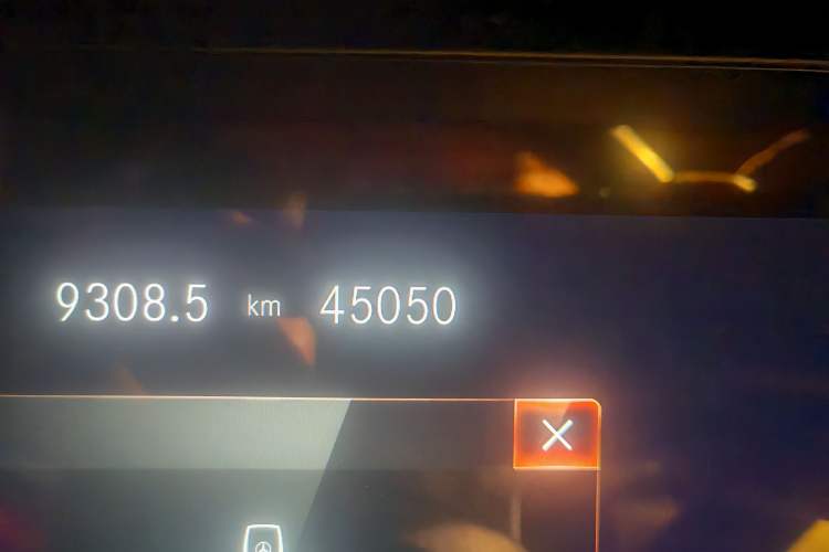 Used Mercedes-Benz CLS 2023 Refreshed CLS 300 Dynamic Edition Odometer Close Up