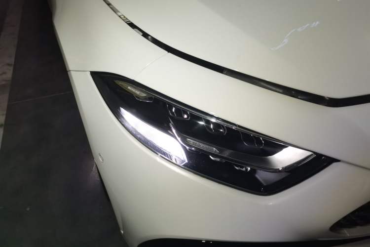Used Mercedes-Benz CLS 2023 Facelifted CLS 300 Luxury Model Right Front Headlight
