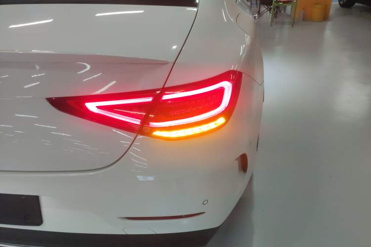 Used Mercedes-Benz CLS 2023 CLS 300 Luxury Model Right Rear Taillight