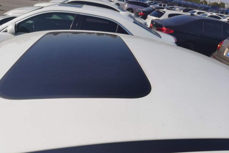 Used Mercedes-Benz CLS 2023 Refreshed CLS 300 Dynamic Edition Roof