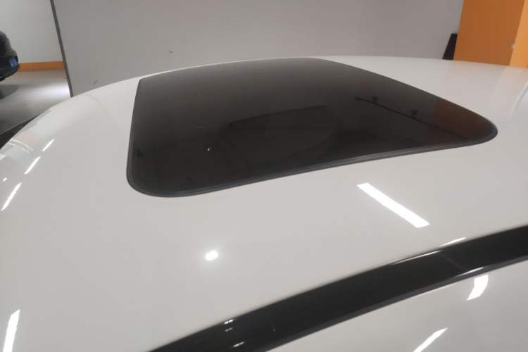 Used Mercedes-Benz CLS 2023 CLS 300 Luxury Model Roof